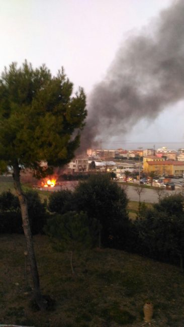 camper-fuoco-porto-potenza2-366x650