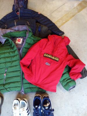 capi-vestiti-abbigliamento-firmato-3-300x400
