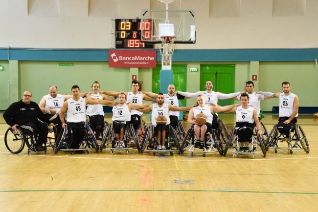 foto-squadra-basket-santo-stefano-2016-17-650x434