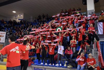 lube-volley-resovia-vittoria-1-400x267