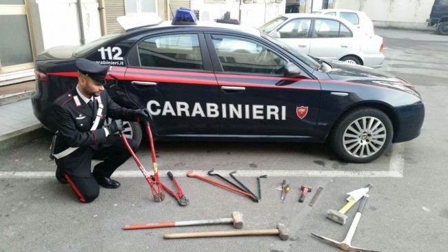 sequestro-arnesi-da-scasso
