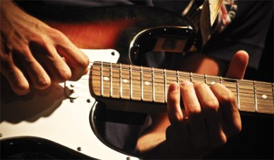 strum_chitarra