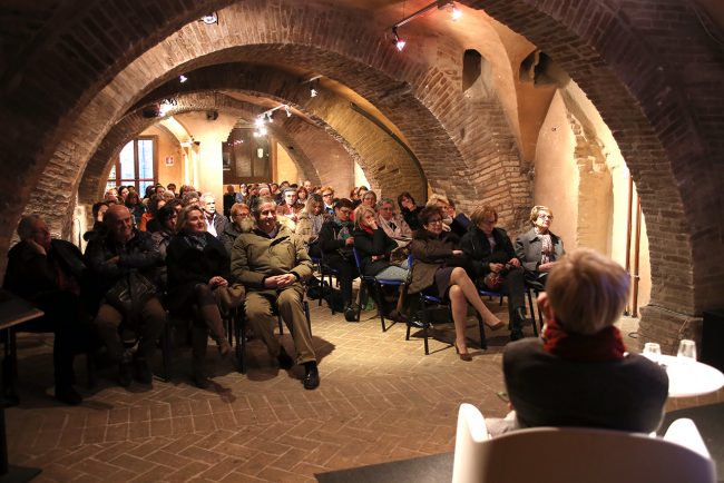 Cristiano-Veroli-aperitivi-culturali_Foto-LB-2-650x434