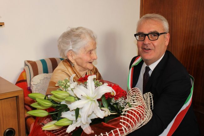 Giuseppa-Rapari-e-il-sindaco