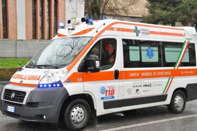 ambulanza-1-400x266
