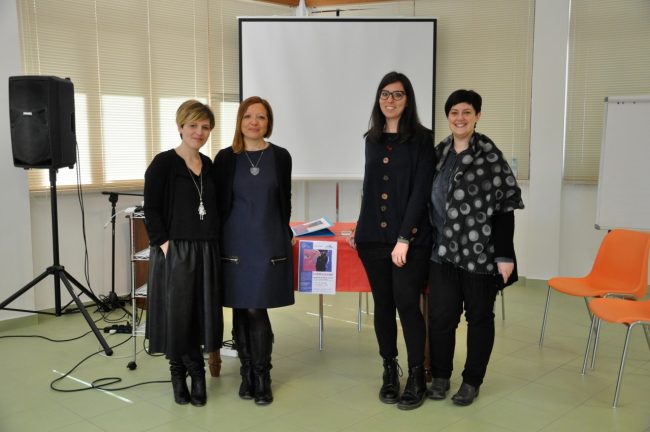 cooperativa_il_faro_perfetti_sconosciuti-1-650x432