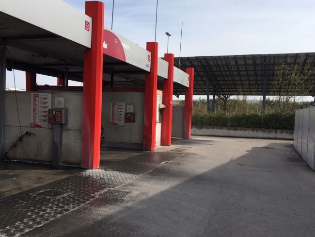 furto_autolavaggio_civitanova_fdm-5-650x488