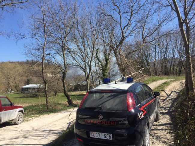 incendio-fienile-sarnano-2-650x488