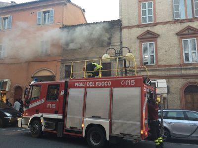 incendio_corso_cairoli3-1-400x300