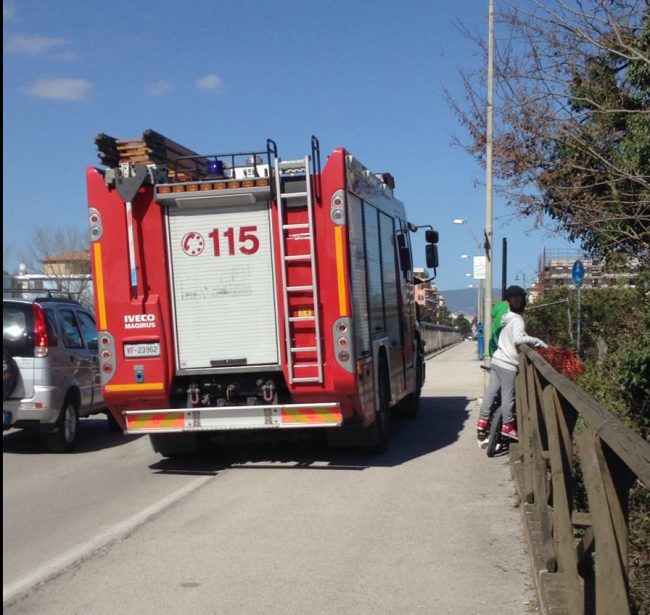 incendio_sterpaglie_porto_recanati-2-e1489231771333-650x615