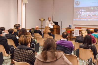 incontro-genitori-mensa-scolastica-alessandro-lippo-civitanova-3-400x267
