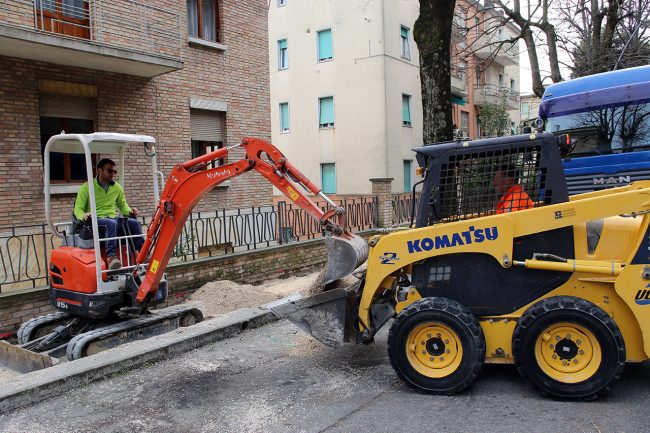 lavori-viale-carradori-macerata_Foto-LB-5-650x433