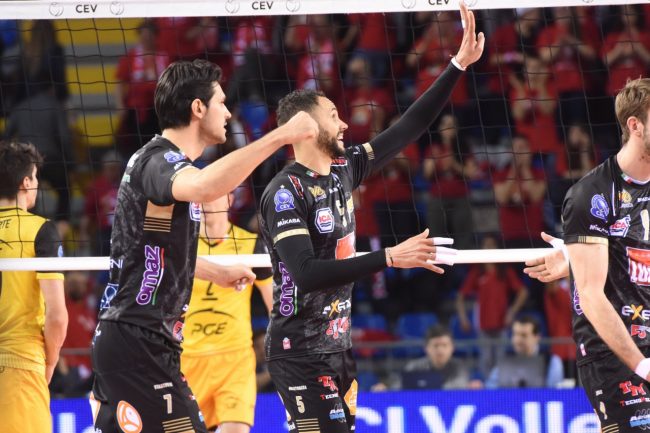 lube-volley-pge-skra-belchatow-8-650x433