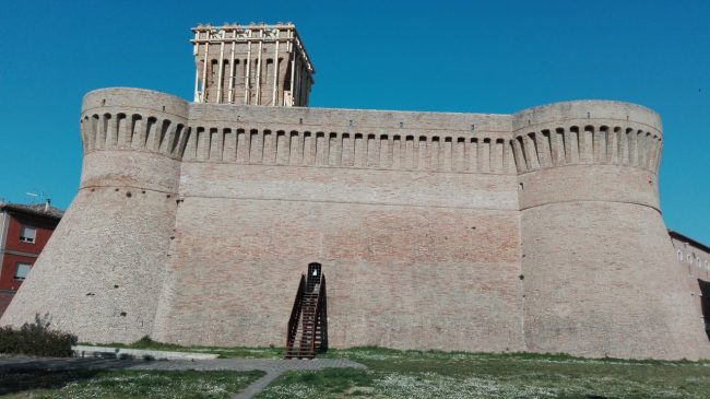 mastio-rocca-urbisaglia-2-650x365