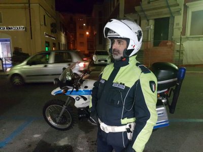 polizia_municipale_moto_notte-2-400x300