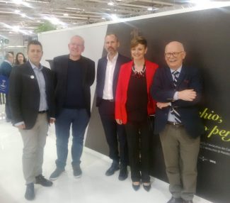 1_Vinitaly-325x286