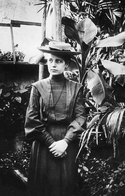 Lise_Meitner12-416x650