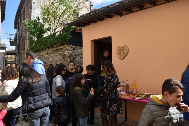 inaugurazione_abngolo_mammamella_luna_tozzi_esanatoglia_foto_ludovica_scatola-1-650x433