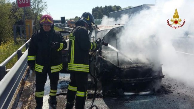 incendio-porto-recanati