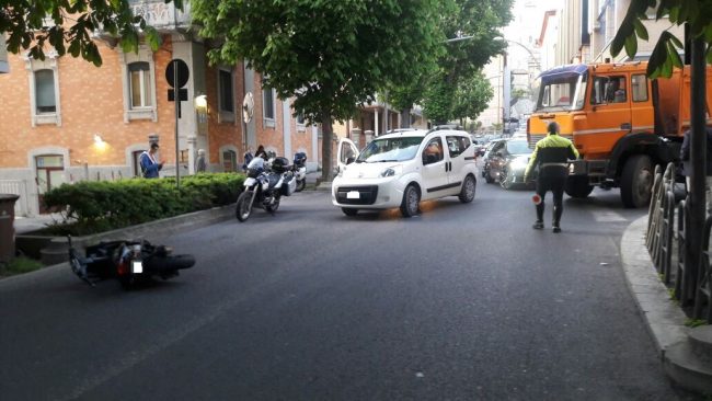 incidente-macerata-scooter-viale-don-bosco-2-650x366