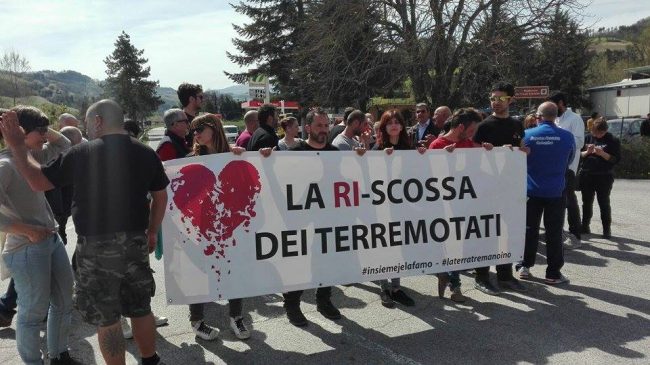 manif-blocco-Muccia1-650x365