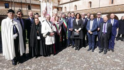 santo-sepolcro-2-400x225