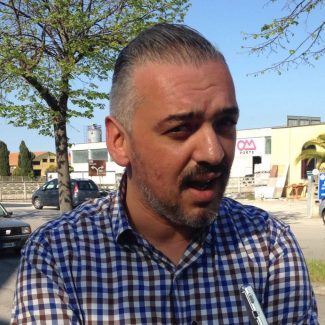 teuco_protesta_manuel_broglia-4-e1491927688223-325x325