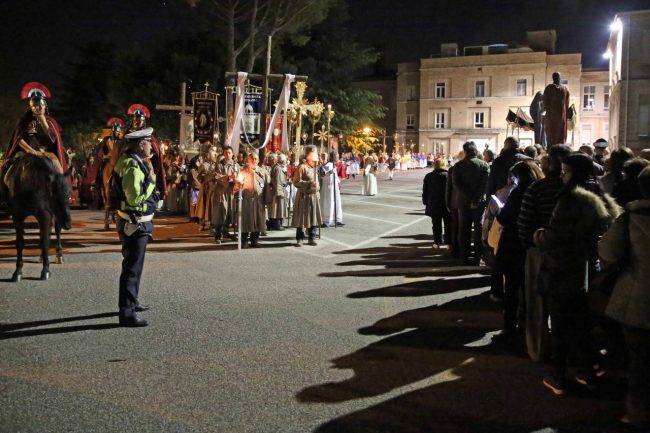 via_crucis_macerata_pasqua-10-650x433