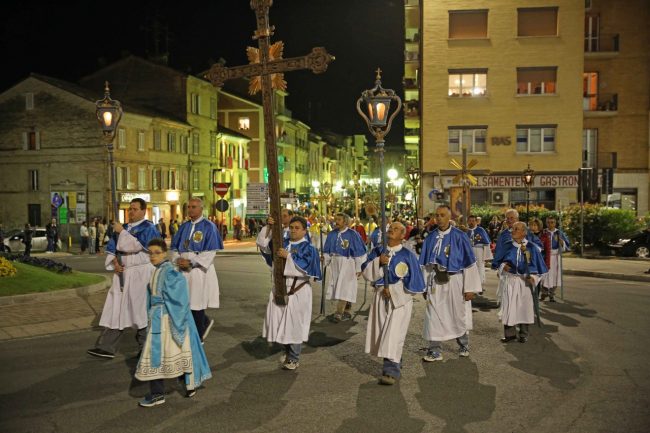 via_crucis_macerata_pasqua-12-650x433