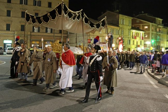via_crucis_macerata_pasqua-13-650x433