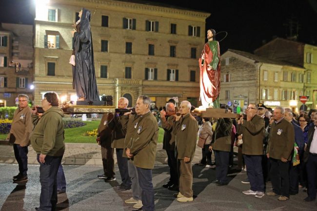 via_crucis_macerata_pasqua-14-650x433