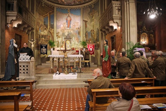 via_crucis_macerata_pasqua-2-650x433
