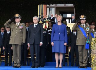 156_esercito_mario_pianesi-1-325x238