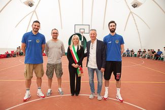 COPERTURA-PRESSOSTATICA-CAMPO-BASKET-san-severino-3-325x217