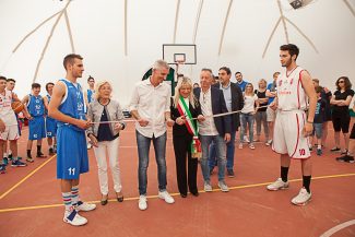 COPERTURA-PRESSOSTATICA-CAMPO-BASKET-san-severino-4-325x217