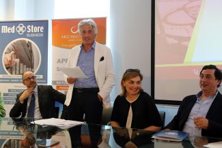 Conferenza-Infiorata-Castelraimondo-3-325x217