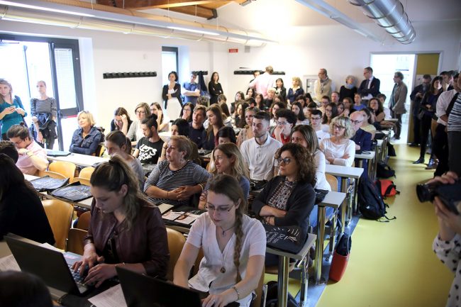 Conferenza-nuova-comunicazione-Unimc_foto-LB-1-650x433