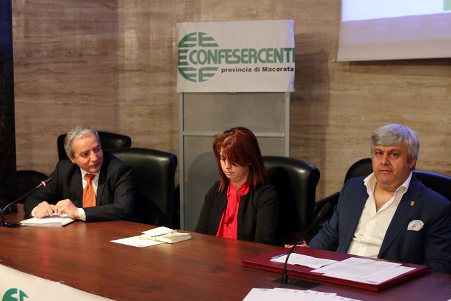 Confesercenti-macerata_foto-LB-1-650x433