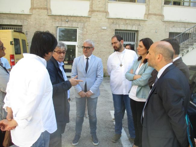 ERRANI-SOPRALLUOGO-SCUOLE-MACERATA-6-Copy-650x488