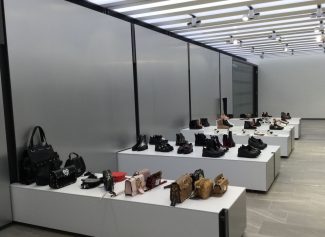 Fornarina_Showroom-HongKong_3-325x237