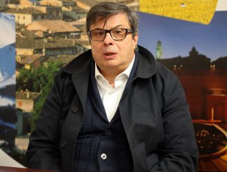 Giancarlo-Temperilli-sindaco-Sefro_Foto-LB
