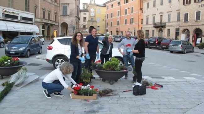 PRENDI-A-CUORE-UNA-FIORIERA-5-650x365