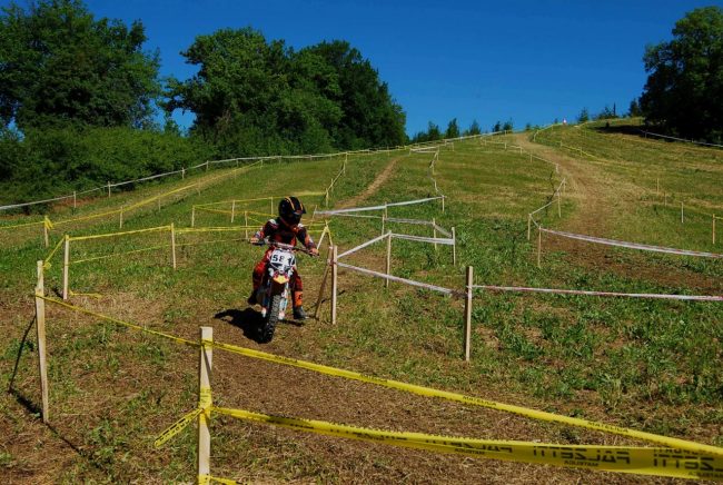 campionato-regionale-enduro-castelraimondo-4-650x436