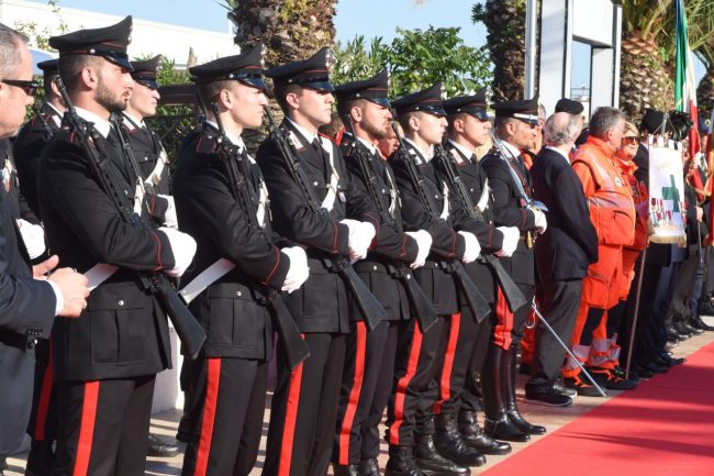 cerimonia-piermnanni-carabinieri-civitanova-14-650x433