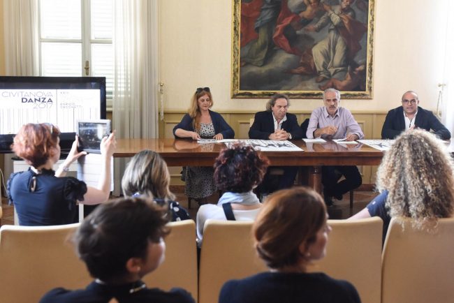 civitanova-danza-martellini-angelini-silenzi-santini-1-650x434