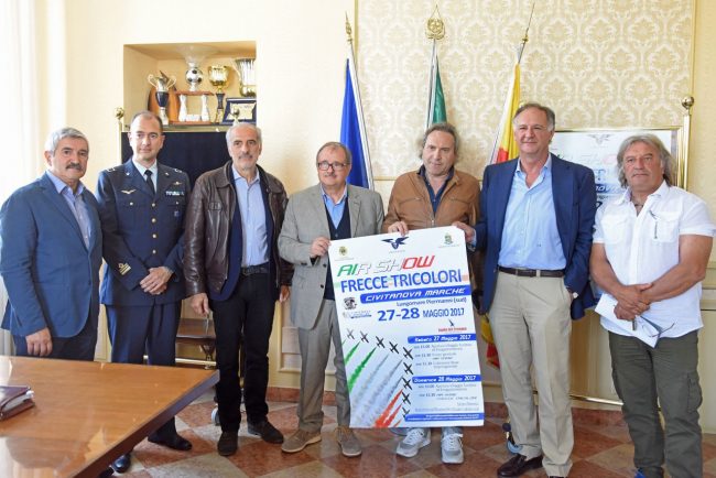 conferenza-frecce-tricolori-civitanova-4-650x434