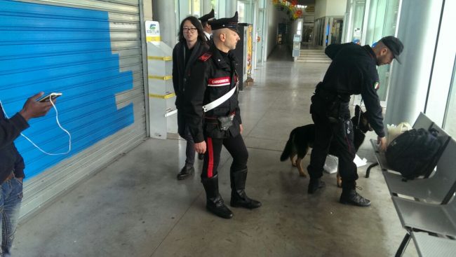 controlli-carabinieri-scuole-2-650x367