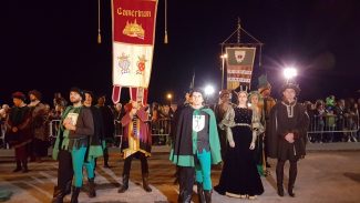 corteo4-325x183