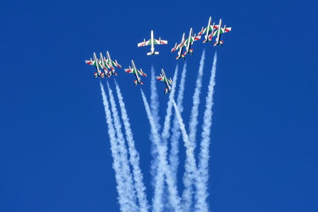 frecce-tricolori-prove-sabato-lungomare-sud-civitanova-FDM-24-650x434