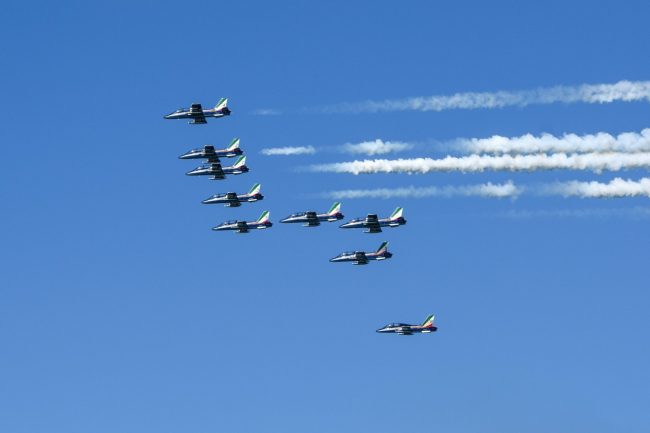 frecce-tricolori-prove-sabato-lungomare-sud-civitanova-FDM-27-650x433